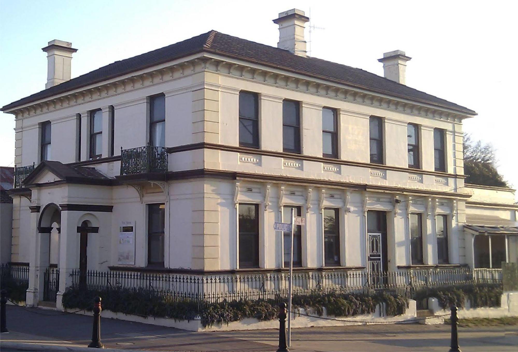 The Bank Guesthouse Glen Innes Eksteriør bilde